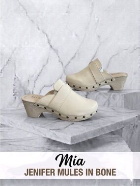 MIA Jenifer Bone Leather Studded Clogs NWOB Size 7.5